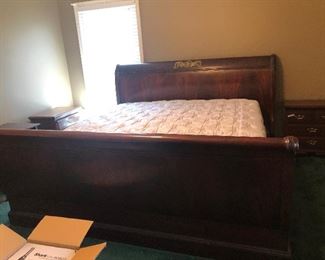 Sleigh bed king 249.00