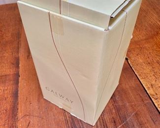 $20 Galway Irish crystal - Kylemore Pillar Hurricane Lamp - new in box
