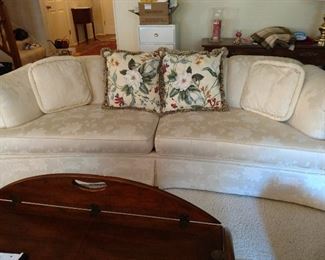 Davis & Shaw Heritage Drexel furniture couch with Ivory upholstery