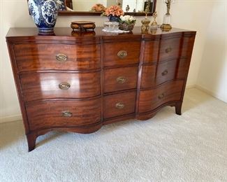 Mahogany 9- Drawer Dresser