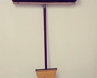 D-G-61 - Push broom and Dust Pan - $7
