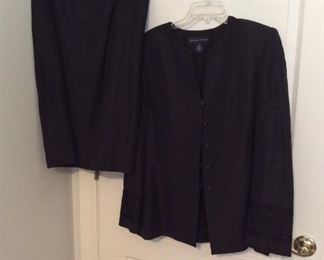D-OF-78   Preston & York Suit/Size 14  $15