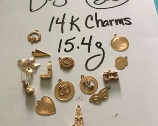 D-J-28  $625  14k Gold  15.4g