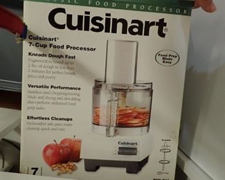 CUISINART 7 CUP FOOD PROCESSOR