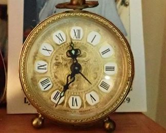 GOLD FOOTED CLOCK