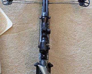 STRYKER CROSSBOW WITH SCOPE