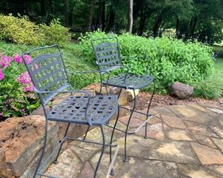 Outdoor iron barstools