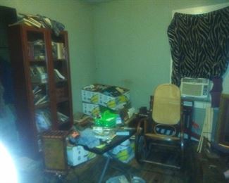 Multiple popular mechanics books. 1881 how to build a railroad. Metal working, wood working and handyman books dating back to the early 1900's