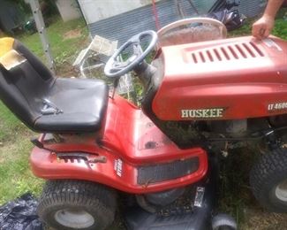 2010 huskee lt 4600 with a 46 inch cut.