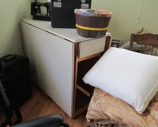 Sewing table