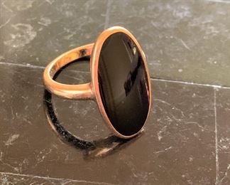 14K Gold and Onyx Ring - Size 7 1/2 - 5.28 Grams - $150