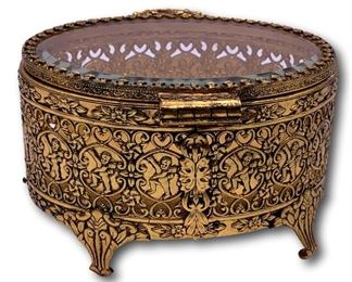 Vintage jewelry box. Bidding ends at 3 p.m. on 7-20-2020. Register at https://auctions.mlestatesales.com. Don't forget to check out our other auctions too!
