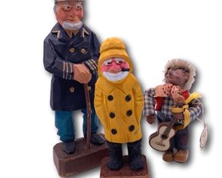 Collection of hand carved figures and vintage toy figurine. Bidding ends at 3 p.m. on 7-20-2020. Register at https://auctions.mlestatesales.com. Don't forget to check out our other auctions too!