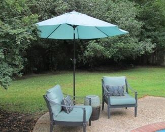 Nice Outdoor Patio Furniture with Aqua Umbrella 