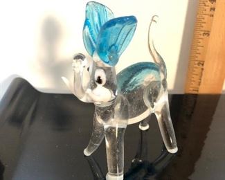 131D, Scannell blown glass elephant, damage to tip on one tusk, $6