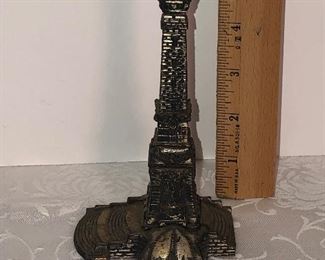 137D, Soldiers and Sailors miniature monument, $12