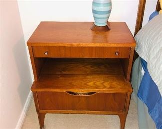 2 matching mid century nightstands