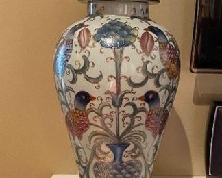Asian vase w/lid #2 $39ea