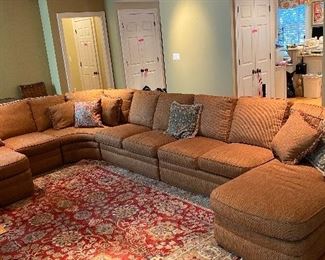 Sherrill Furniture sectional sofa w/six sections $995