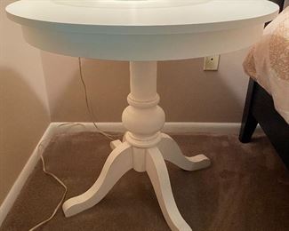 $159 White round pedestal table - perfect table for two!
