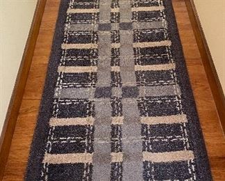 20% off of $149 Runner 2'4" x 9'10"