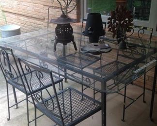 Glass top patio table & 4 chairs