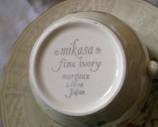 Mikasa "Fine Ivory"