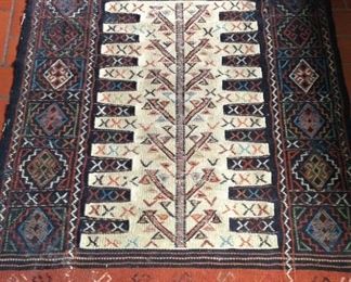 3 feet x 5 feet rug
