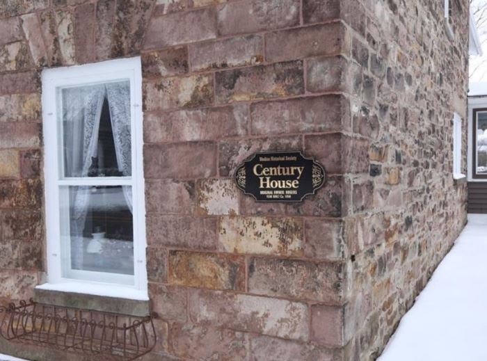 HISTORIC 1838 SANDSTONE HOME in MEDINA, NY starts on 6/27/2020