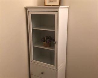 Nice bathroom cabinet