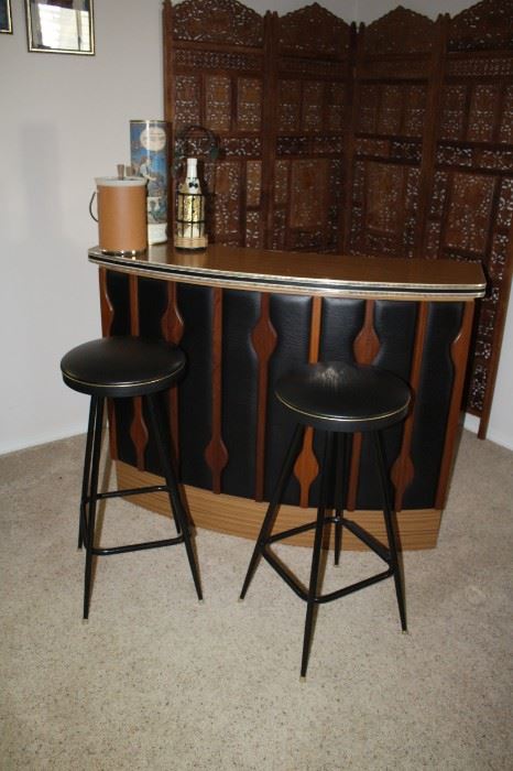 Mid-Century Bar