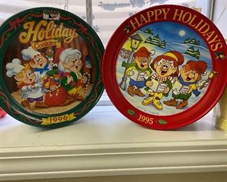 Happy Holidays Cookie Tins from Keebler 1995-1996