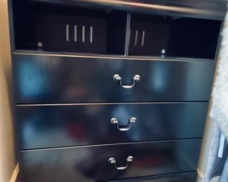 Black bedroom set dresser with mirror sleigh bed night stand chest of drawers