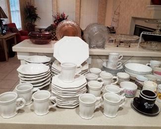 Lovely Dish Set