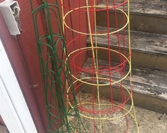 tomato cages