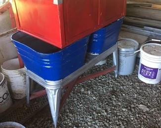 wash tubs