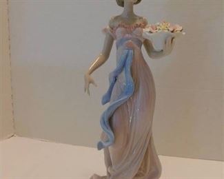 Lladro #6365 Spring Flirtation 12" tall - with original box