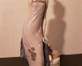Lladro #5174 Couplet Lady, 13.5" Tall - with original box