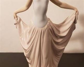 Lladro #5050 Dancer, 11.5" Tall - with original box