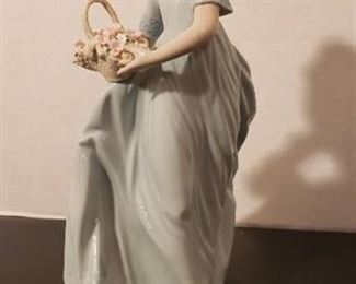 Lladro #6130 Spring Enhancement, 9" Tall - with original box