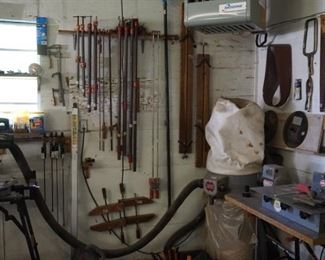 Assorted Wood clamps