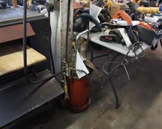 3 gallon grease pump with hoses and guns