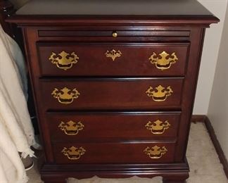 Queen 4 Poster Bedroom Suite including Queen Headboard and Footboard Asking $300.00, Nightstand Asking $79.00 And Dresser and Mirror Asking $375.00 Lift Bed and Queen Mattress Asking $195.00