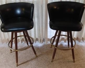 Bar Stools Asking $100.00 for the pair. One stool has damage on corner.