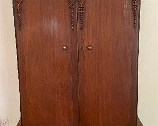 Incredible Queen Anne walnut armoire with cedar interior, in impeccable condition commensurate with age. Family heirloom and featured piece from the Governor’s Mansion in South Carolina during John G. Richards tenure. 