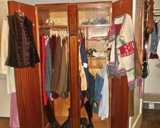 ARMOIRE, LADY'S CLOTHES