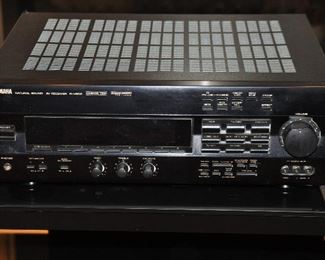 YAMAHA NATURAL SOUND R-V902 AV DOLBY SURROUND RECEIVER. OUR PRICE $95.00