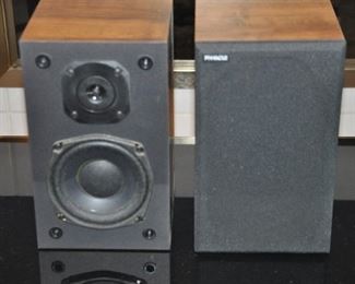 PINNACLE PN-5 BOOKSHELF SPEAKERS BY INTER-EGO SYSTEMS, MADE IN USA. OUR PRICE $100.00