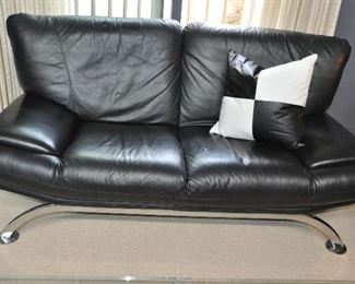 FABULOUS MATCHING BLACK LEATHER T&T SOLETTI LOVESEAT, MADE IN ITALY 69"W X 36"D X 33"H. OUR PRICE IS $1095.00