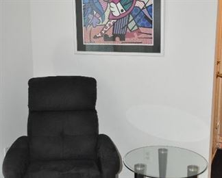 MORE GREAT FURNISHINGS INCLUDING A POWER LIFT CHAIR AND GREAT BRITTO PRINT!